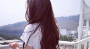 头像带字女,带字女生头像的多样魅力