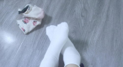 怎么要闻到女同学的袜子,意外闻到女同学袜子引发的趣事